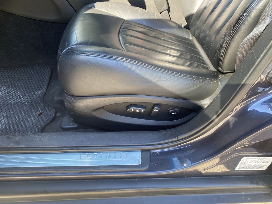 Продам Infiniti EX35
