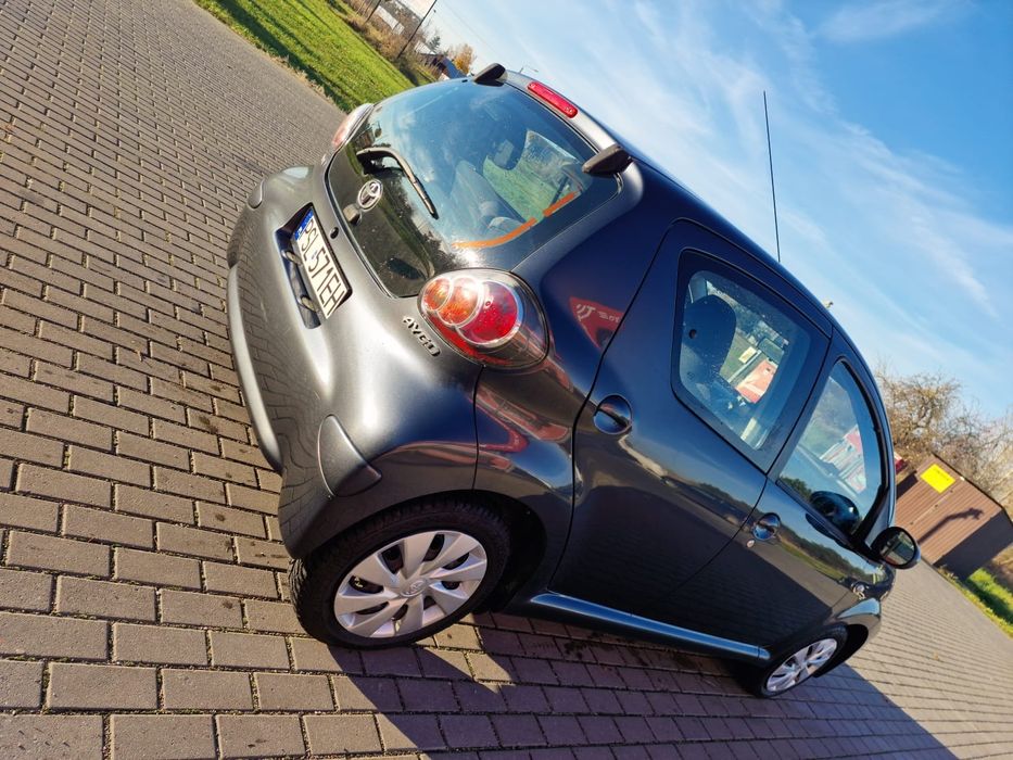 Toyota Aygo 1.0i Klimatyzacja Nawigacja Wspomaganie Abs nowe sprzęgło
