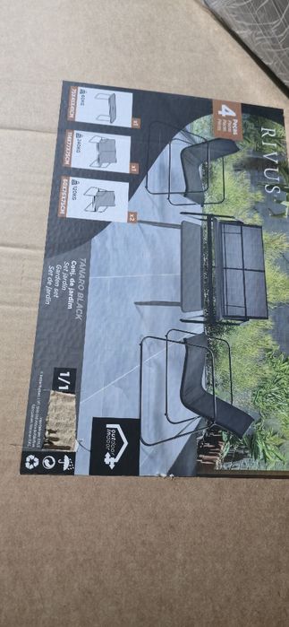 Conjunto mesa + cadeiras