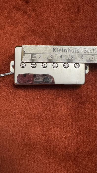Przetwornik P90 w obudowie humbuckera - Bridge (52-53mm)
