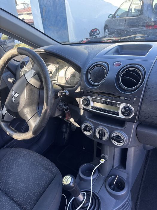 Mitsubishi colt 1.1