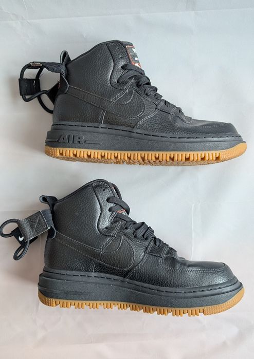 Оригінальні жіночі кросівки Nike Air Force 1 High Utility 2.0