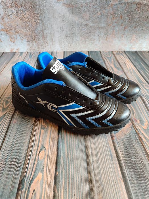 Футбольне взуття.Копи, футзалки.