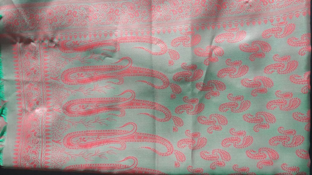 Echarpe com saco artesanal, comprados na Índia
