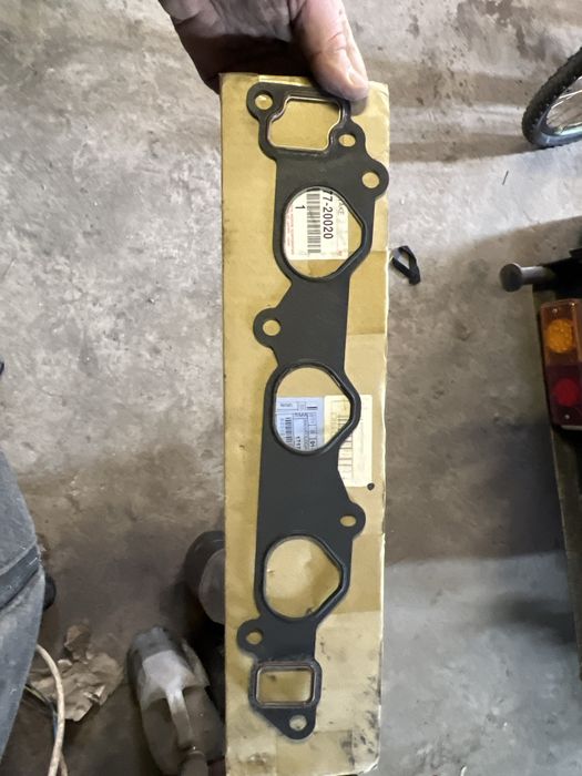 17177-20020 прокладка впускного коллектора