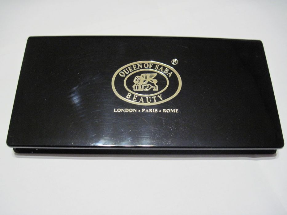 Набор косметики тени, румяна, пудра ADELINE Queen Of Saba Vienna, 1987