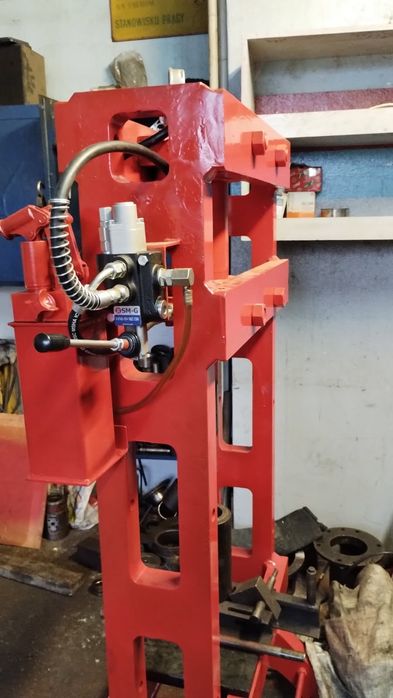 Prasa hydrauliczna do 50 ton