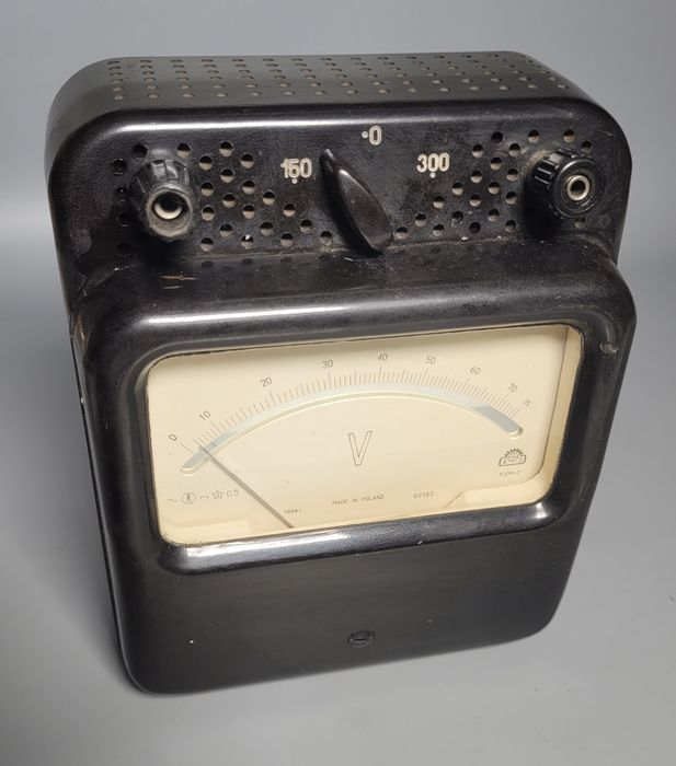 Voltomierz Tlem-2  z 1964r
