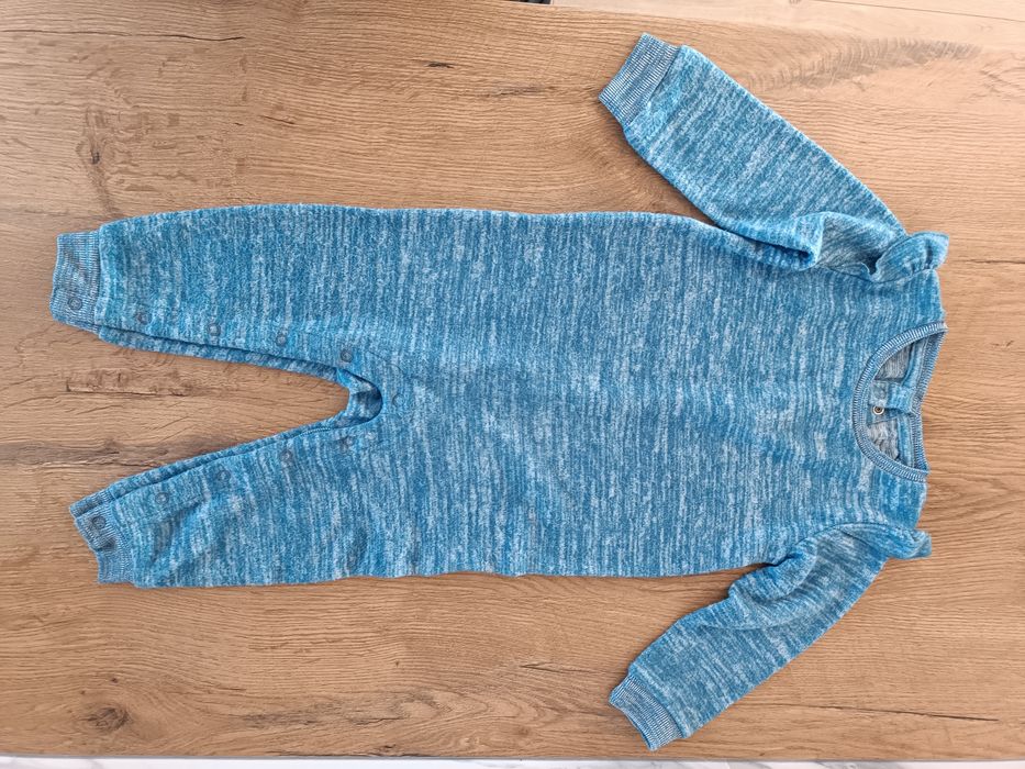 Piękne body na długi rękaw kombinezon