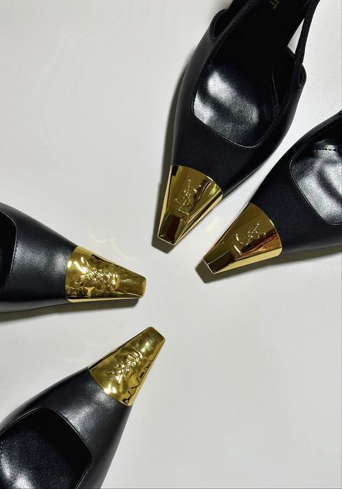 Слінгбеки YSL.