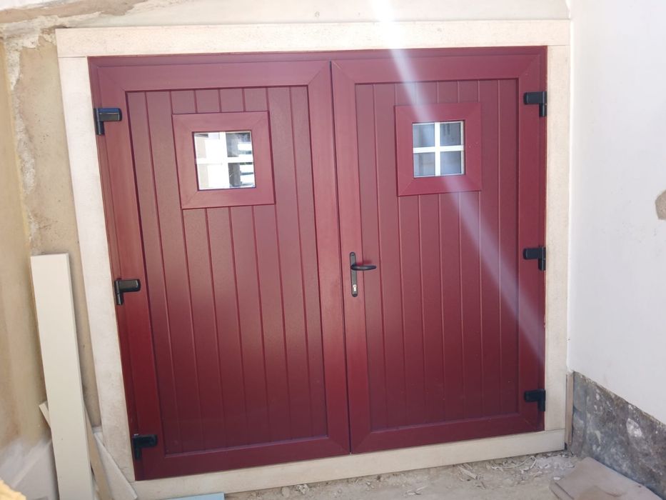 Portas e janelas oscilobatente Pvc