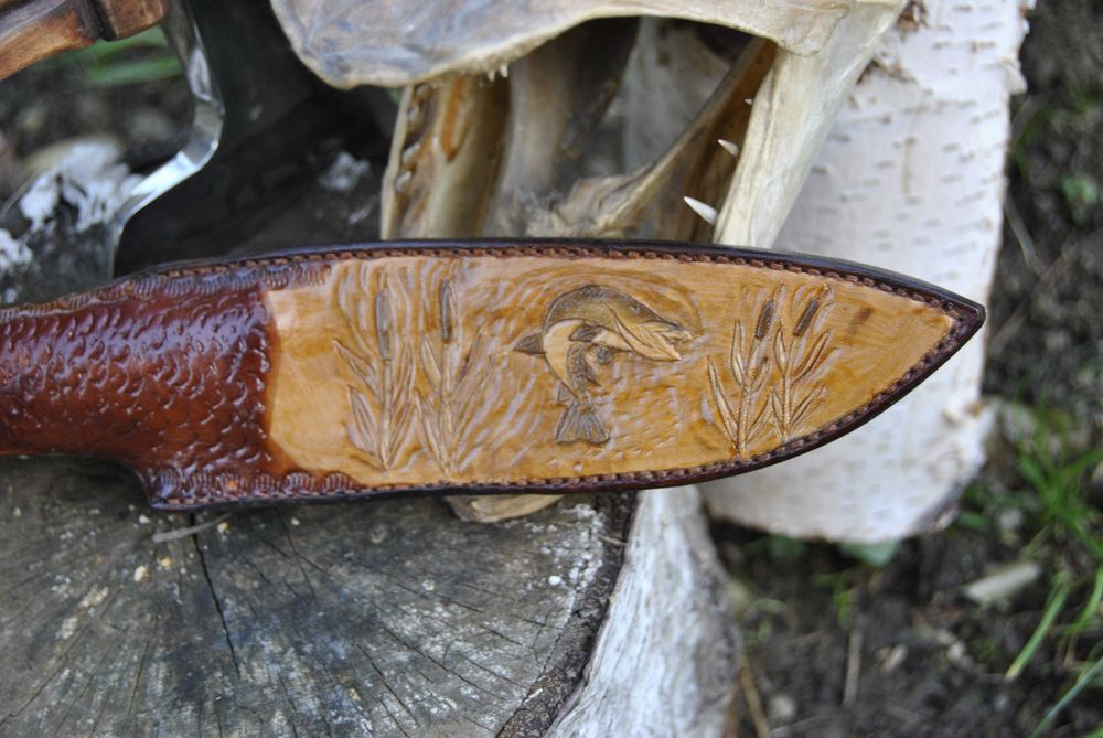 Nóż myśliwski ręcznie robiony ze stali D2 - rękodzieło