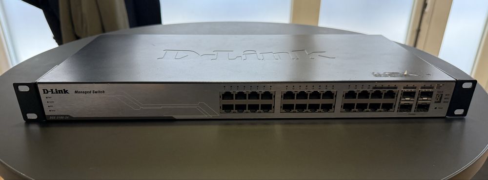 Switch D-Link DGS-3100-24