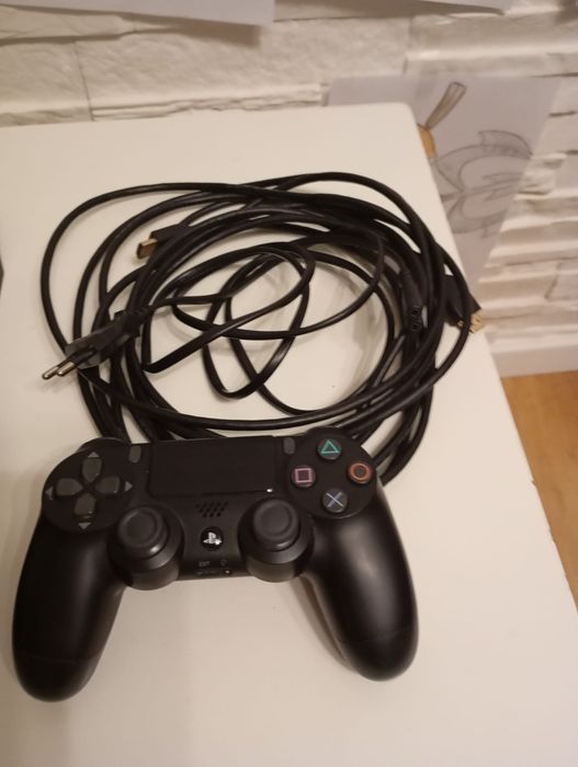 Konsola PS 4 Slim  CUH 2216A