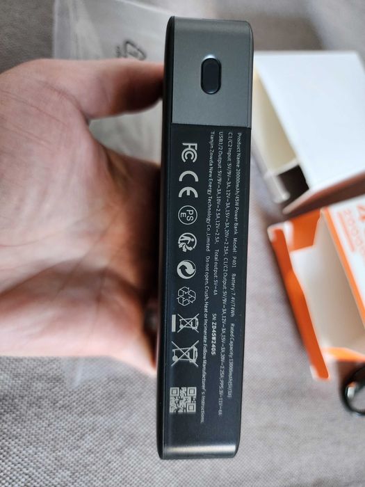 J2621 PowerBank 20000mAh 45W PD 3.0 QC 4.0 Fast Charging Нова