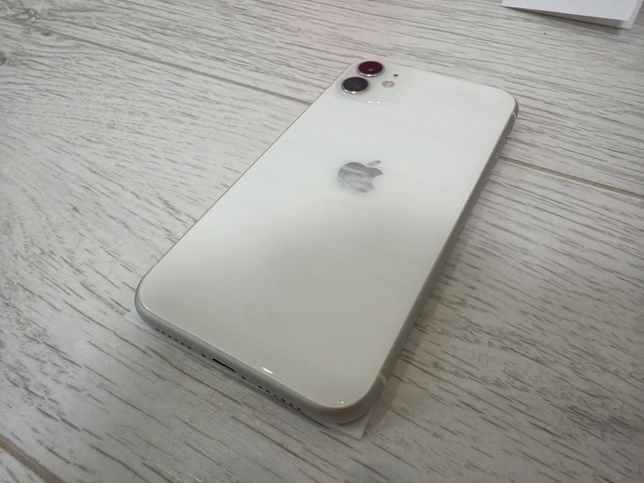 Apple iPhone 11 128 GB White — купить недорого на OLX.ua