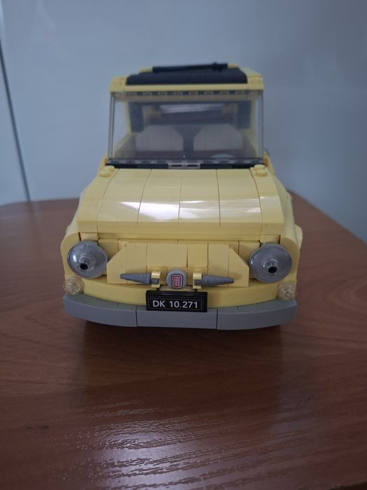 LEGO Creator 10271, Fiat 500