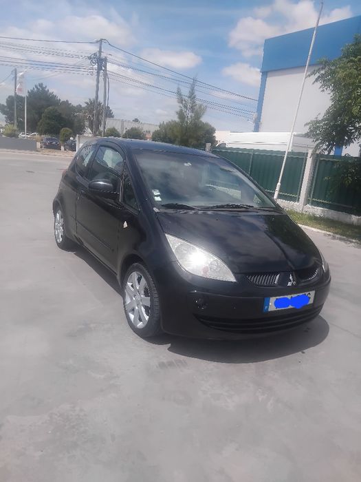 Mitsubishi Colt — fotografia 2