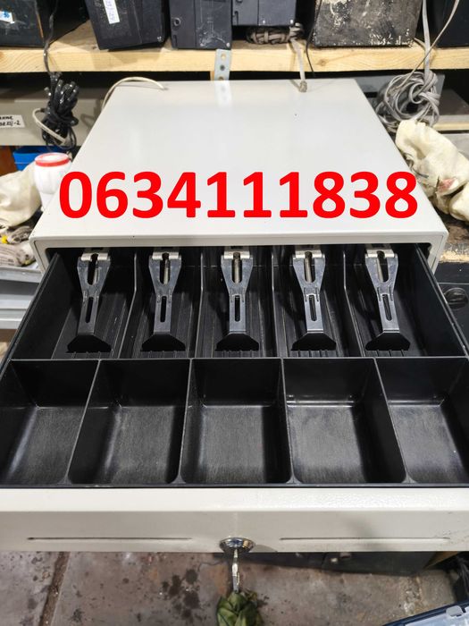 Железные кассовые ящики со съёмными денежными лотками