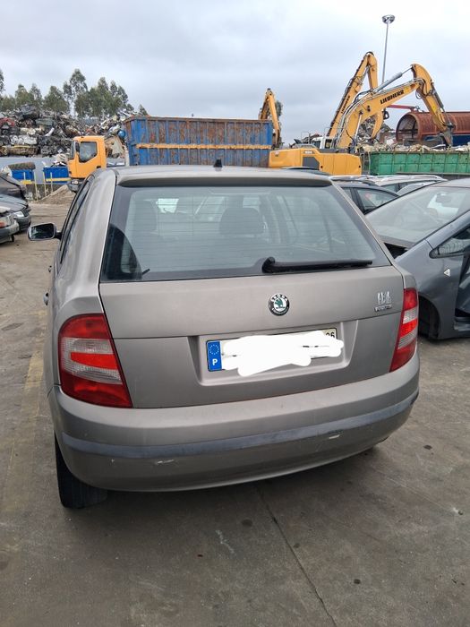 Skoda fabia para peças