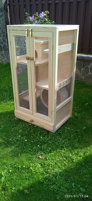Клітка -вітрина для шиншил,дегу.