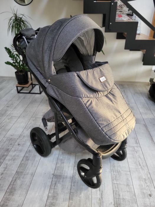 Wózek : gondola,spacerówka,fotelik +baza izofix