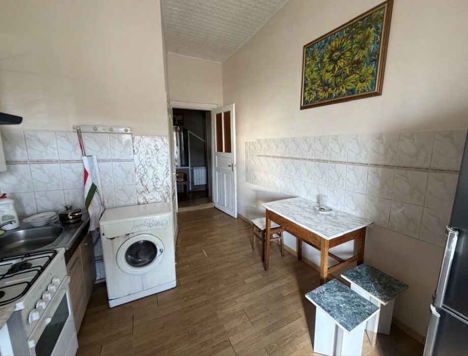 Яворів Продаж 2 кімн квартира