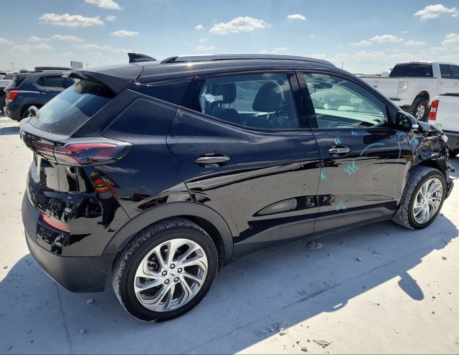 Продам свіжо пригнаний автомобіль Chevrolet Bolt Euv