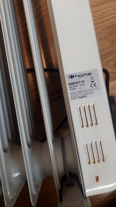 Radiador a óleo dos pequenos a funcionar muito bem