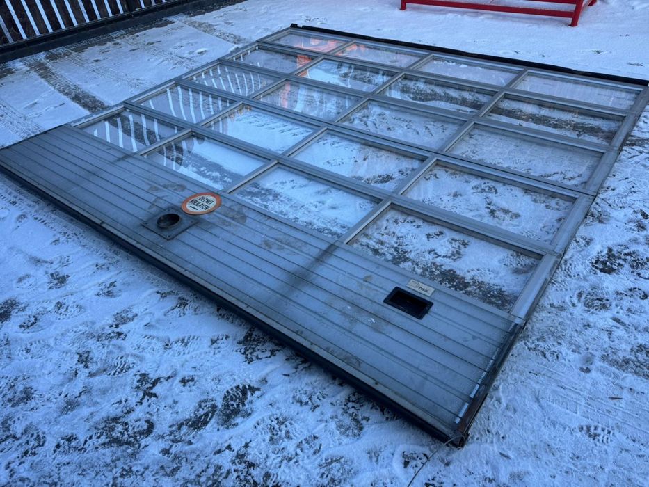 Brama 3.78x3.53 segmentowa panelowa 2 sztuki  aluminiowa
