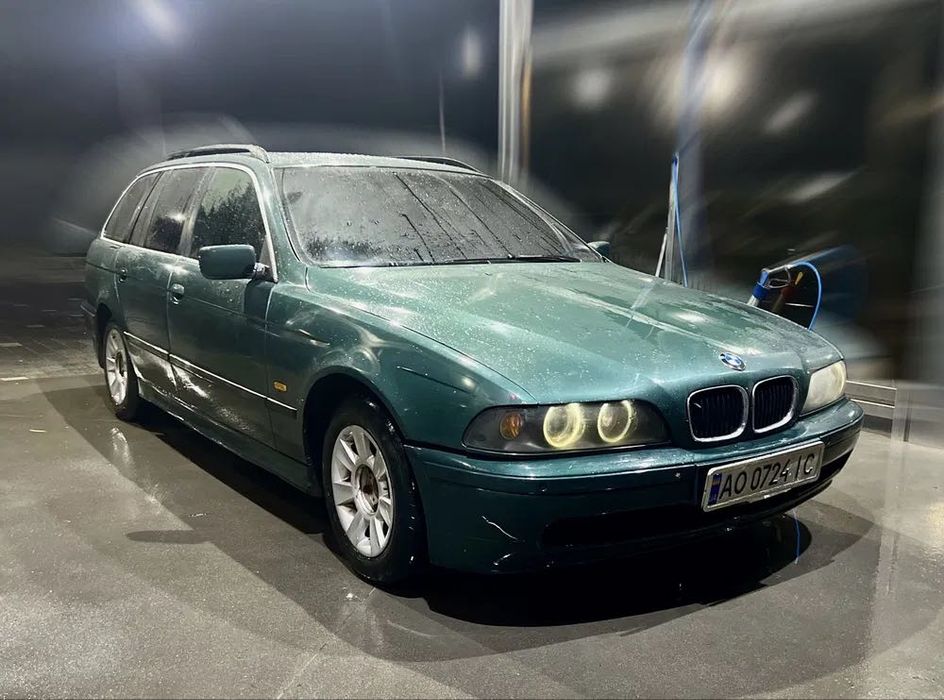 BMW 5 Series E39 Touring 525 TDS (універсал), 1997 рік