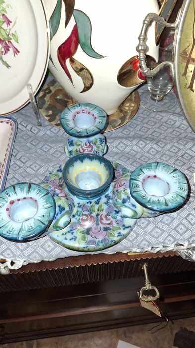 Suporte em porcelana Alcobaça faiança decorativa