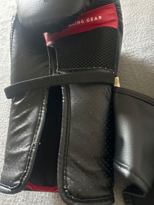 Luvas boxe 80z pretas