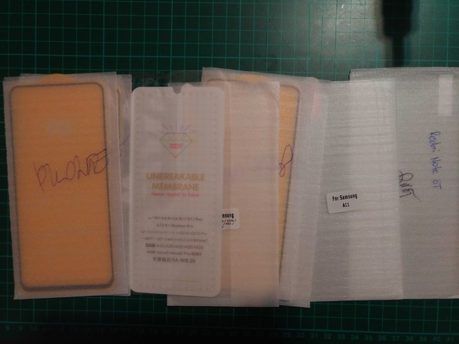 R020 Szkła hartowane do różnych modeli telefonów Samsung Oppo Huawei