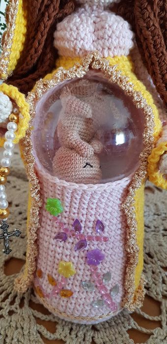 Nossa Senhora Grávida Amigurumi