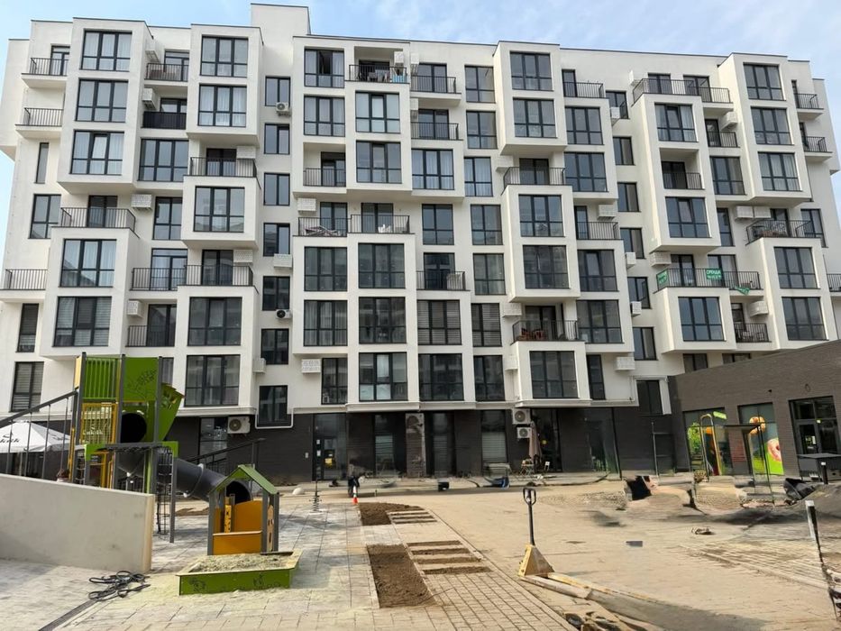 Продаж 2-ох кімнатної квартири з ремонтом  ЖК Б4 вул.Бабяка  Газ!!