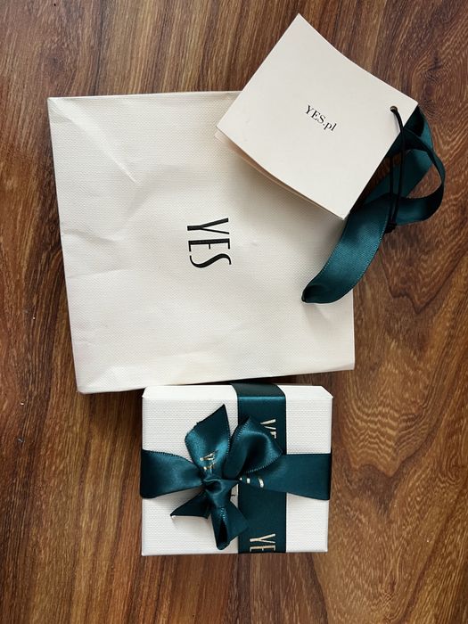 Pudełko YES na biżuterię plus torebka komplet prezentowy