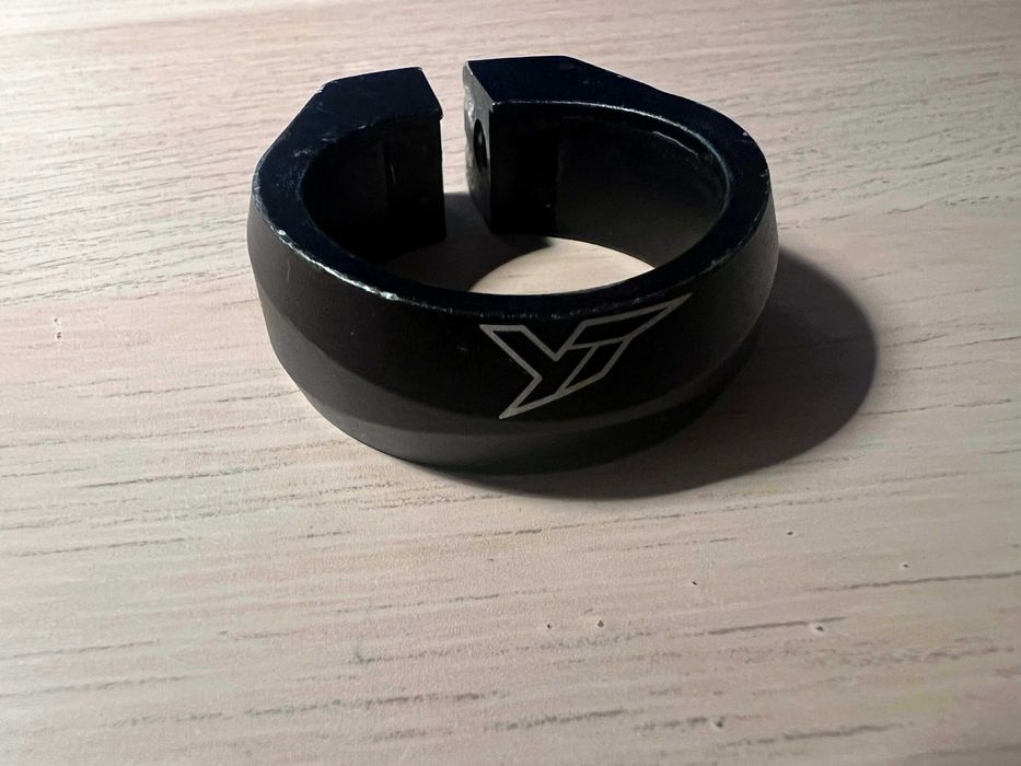 Zacisk sztycy Yt Tues