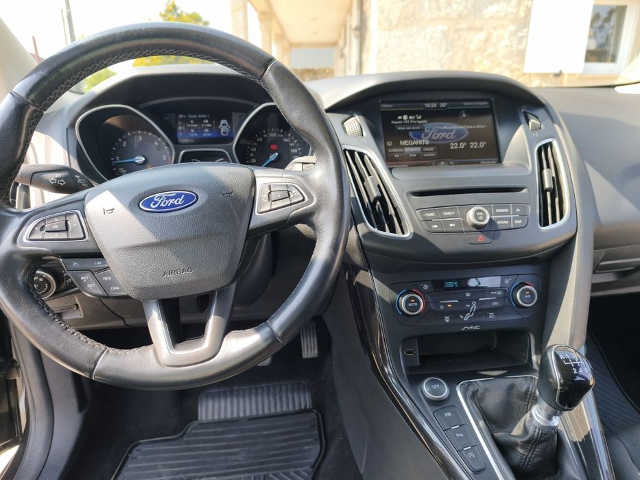 Ford focus 1.5 TDCI Titanium 2015