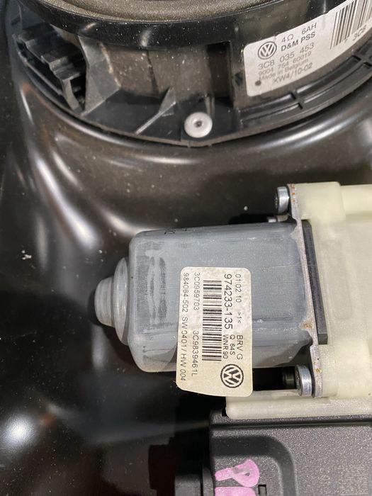 Motor elevador tras esquerdo passat B6