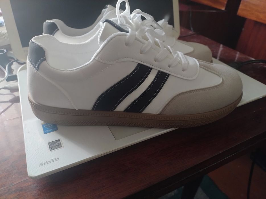 Кеди-кросівки розмір 42