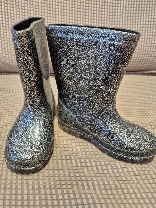 Kalosze czarne z brokatem rozmiar 29