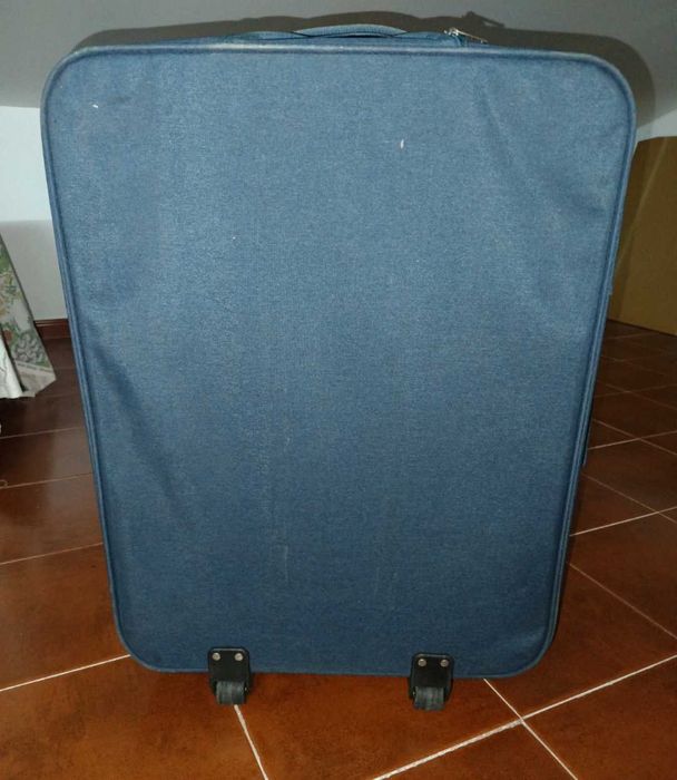 Mala de Viagem JAGUAR – Grande (50×23×68 cm) – Usada 1 vez | Impecável