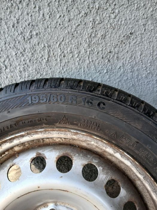 Opony zimowe 195/60 R16 C