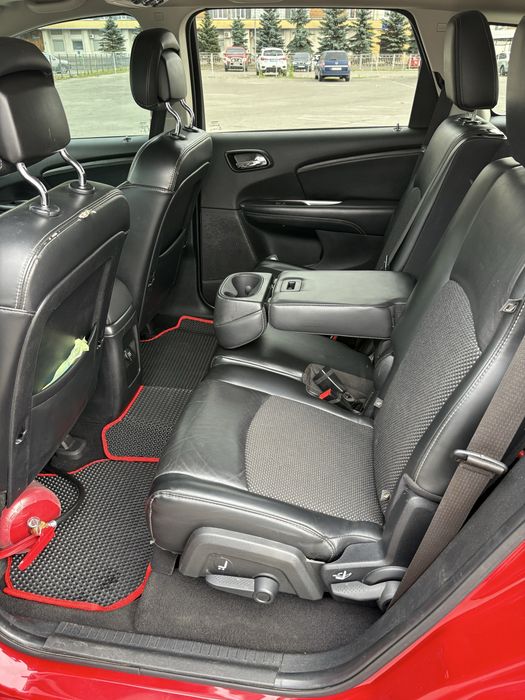 Продам Dodge journey