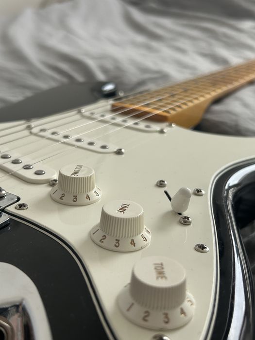 Squier Stratocaster 70s