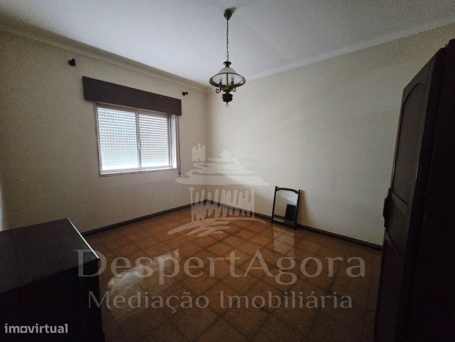 Apartamento T3 a 50 metros da estação da CP