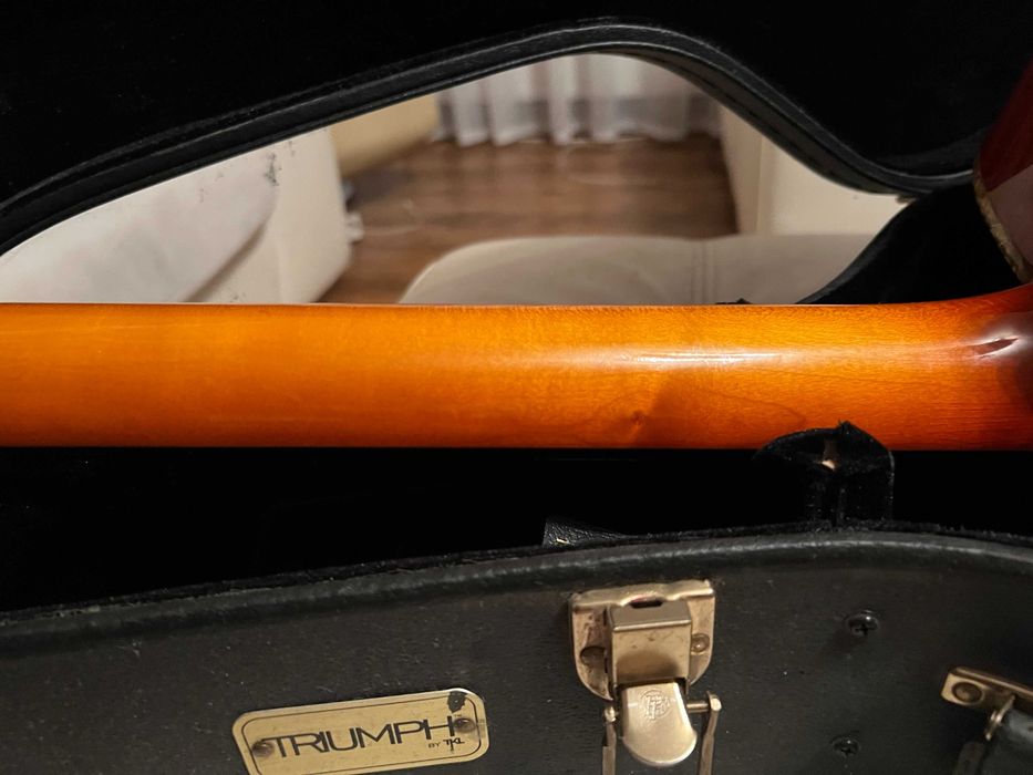 Höfner 496 jak Gibson J-200