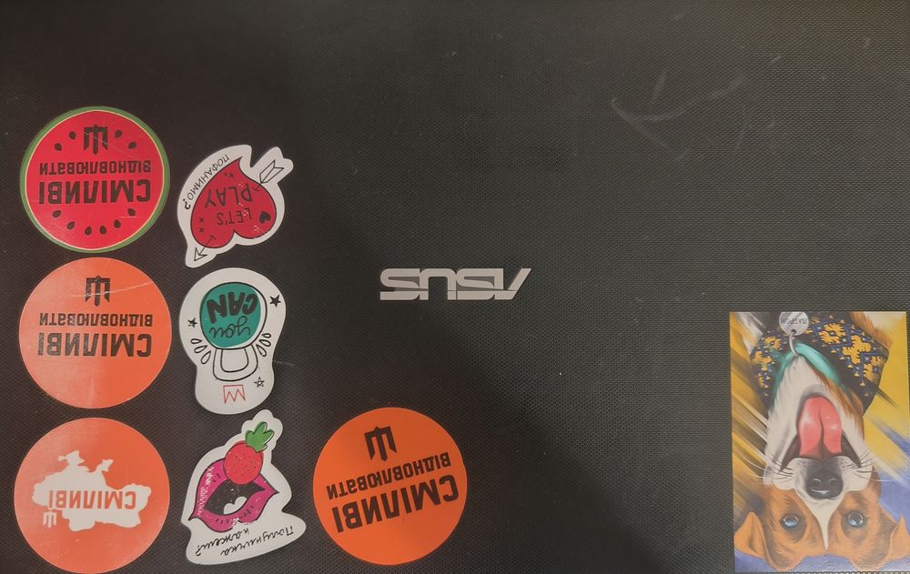 Ноутбук ASUS X551M (15.6" / 4-ядерний Celeron N2930 / 4GB RAM / SSD 64GB