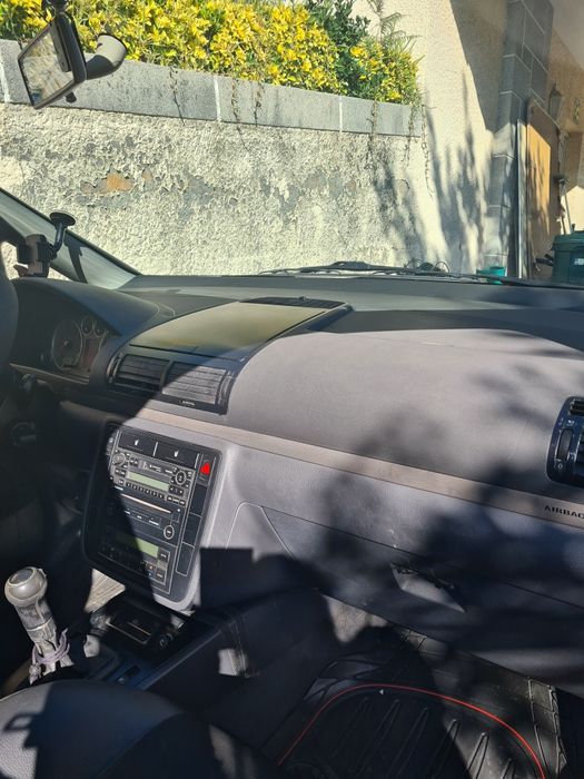 Carrinha multiusos